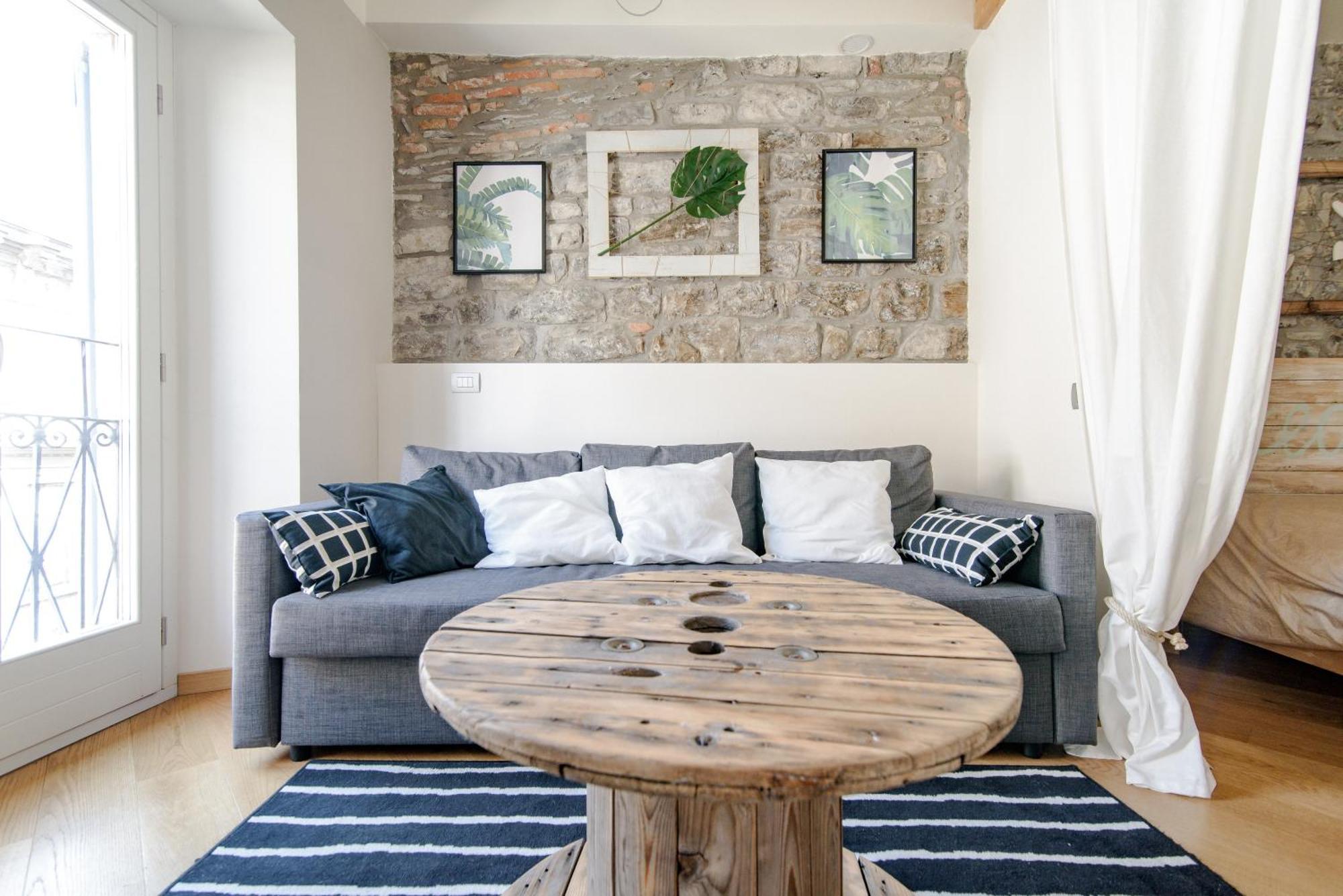 Gem Of The Lake - Luxury Apartment Como Old Town Экстерьер фото