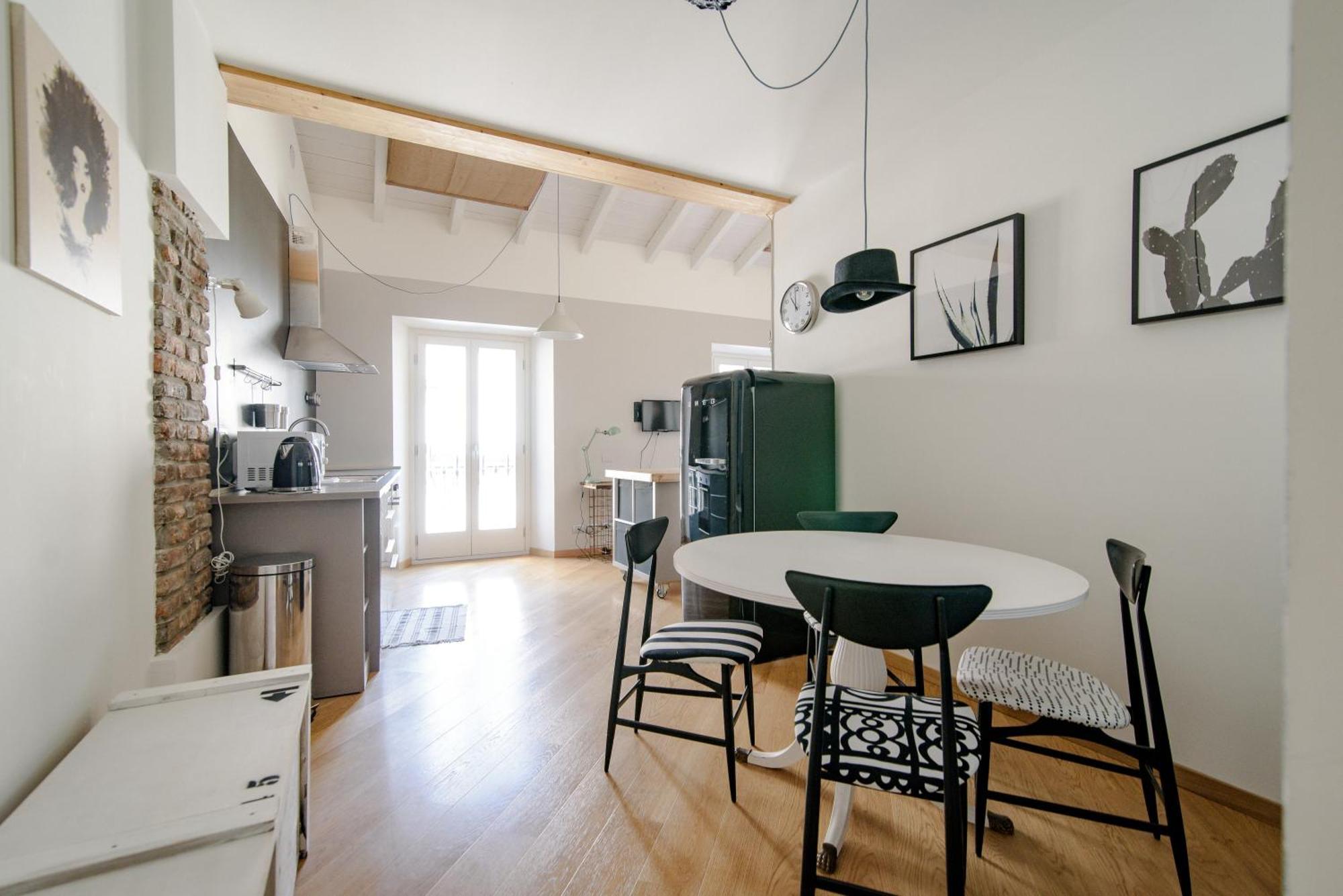 Gem Of The Lake - Luxury Apartment Como Old Town Экстерьер фото